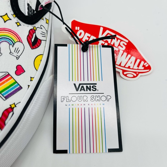 Classic Slip-On Vans - Picture 6 of 12